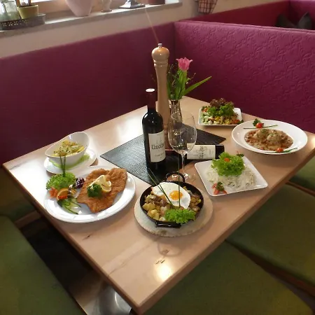Der Sailer & Restaurant ホテル 3*