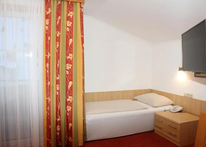 Hotel Der Sailer & Restaurant 3*